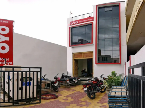 OYO 12193 Sandhya Hotel