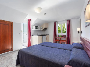 Apartamentos Cala Murada Tennis