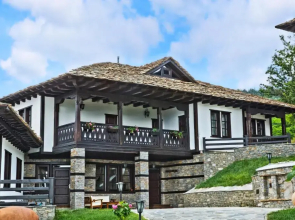 Hotel Leshten