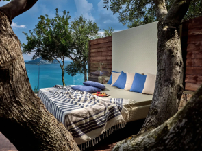 Avra Luxury Villa