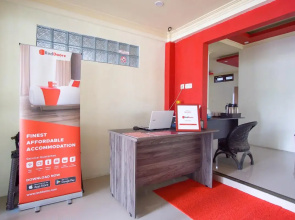 RedDoorz near Taman Kota Ternate