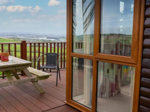 Whitsand Bay Lodge