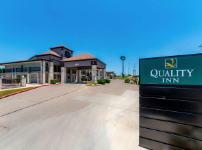 Quality Inn I-10 East near Frost Bank Center