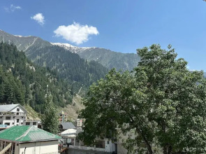 Himaliya Inn Hotel & Restaurant