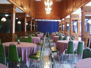 Royal Twins Palace Hotel