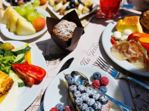 Вилла Феллини