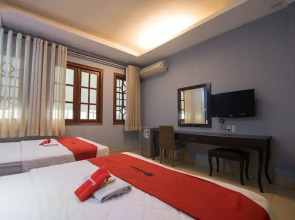 RedDoorz Near Tan Dinh Market 3