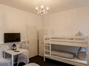 Hentschels Hostel