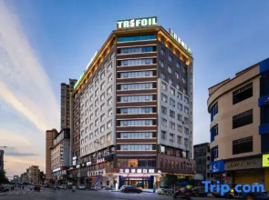 trefoil hotel