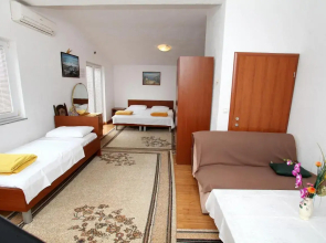 Apartments Šajo