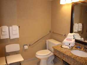 Best Western Plus Nor' Wester Hotel & Conference Centre
