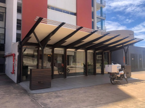 Quayside Waterfront Apartment