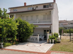 Rab Oasis Retreat - 3 Bedroom Apartment