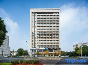 Elong Anyue Hotel (Huai'an Shenzhen Road Bochi Mountain Park)