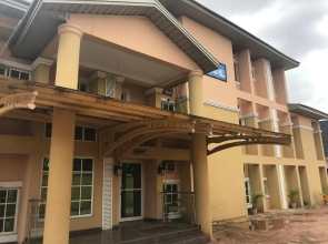 Tripoint Richmond Hotel