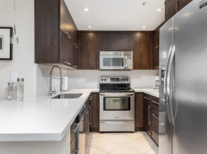 Fortune House Hotel Suites