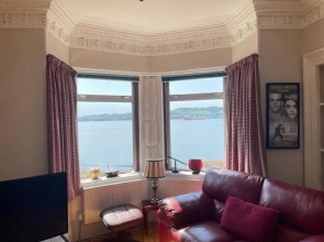 Wonderful 3BD Holiday Home in Broughty Ferry