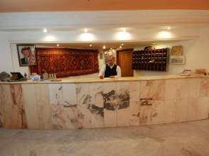 Al Rashid Hotel