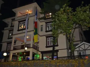 Hotel Kai Fu Khim Residency