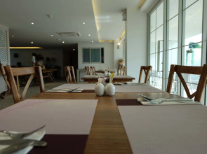 Costa Village Bangsaray