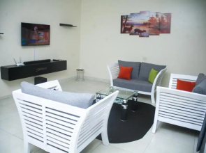 Cozy 2-bedroomed Apartment