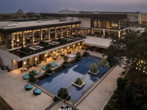 JW Marriott Bengaluru Prestige Golfshire Resort & Spa