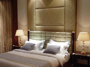 Fashion Lotus Hotel