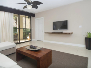 Breeze Private Residence Club