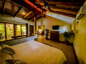 Jaco Hotel Docelunas