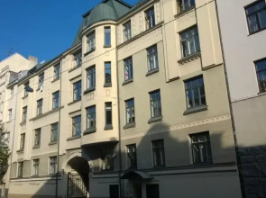 Spacious loft in Art Nouveau area