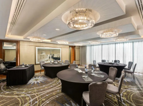 Отель Kempinski Mall Of The Emirates