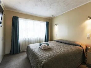 Busby Manor