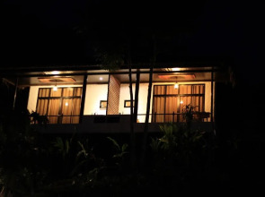 Chang Pai Hill - Adults Only