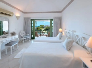 Sugar Hill - Frangipani by Blue Sky Luxury