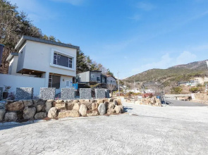 Ulsan Byeoldam Eunchae Pool Villa