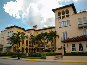 White Elephant Palm Beach