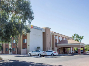 Spark by Hilton Glendale Phoenix North