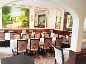 London Elizabeth Hotel