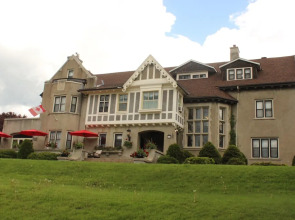 Grey Gables Inn