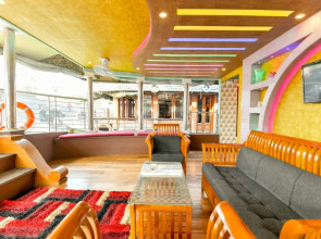 OYO 22272 Houseboat Anugraha 8 Bhk