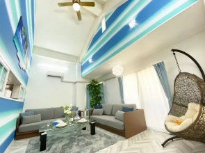 Chatan Tall House