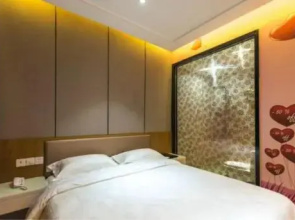 0578Feng Qing Hotel Linfen Road