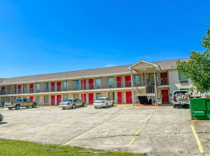 OYO Hotel East Macon I-75