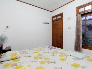 Mas Gun Guest House