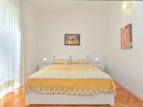 Apartment 38