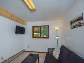 Lake View 3 Bedroom House