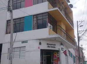 The Quito Guest House with Yellow Balconies