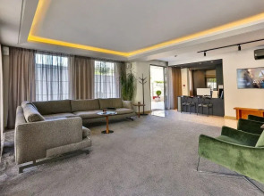 Avanti Hotel & Spa
