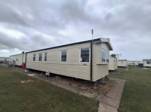 Meadow View 3-bed Caravan - Sleeps 8 - Petfriendly