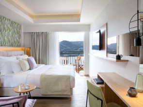 Отель Dolce Athens A tica Riviera